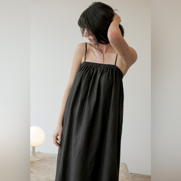 Filosofia Leah Linen Dress - Picture 3 of 7